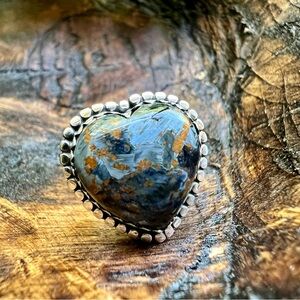 925 Sterling Silver & Pietersite Heart Ring Size 7 NEW